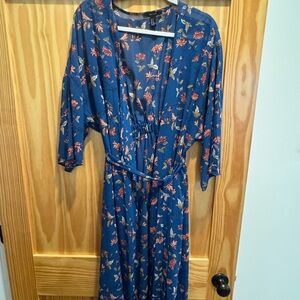 Forever 21 Blue Floral Long Kimono Duster – Size Medium